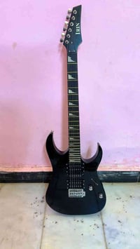 كيتار كهرباي جديد اصلي 100 الف  07700715546