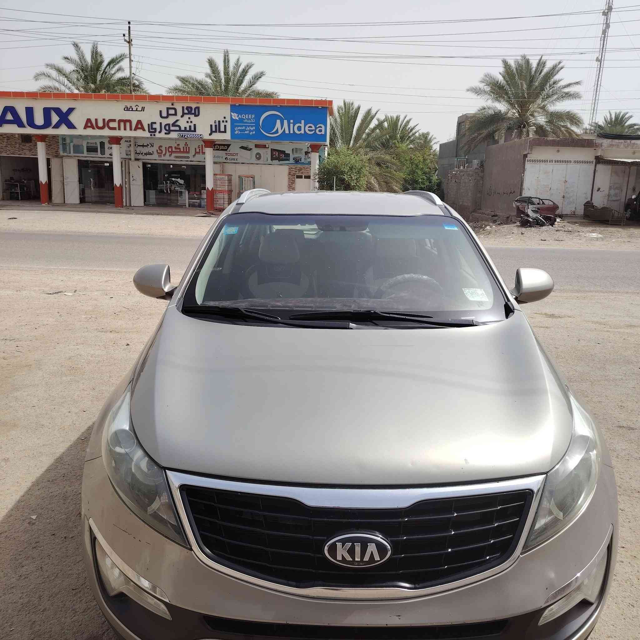 للبيع سبورتج لون اصفر ذهبي موديل 2016 وارد خليجي رقم واسط باسمي تحويل مباشر مكفوله
السعر 143 وبيها مجال قليل 
 للإستفسار الأتصال بالرقم ***********
