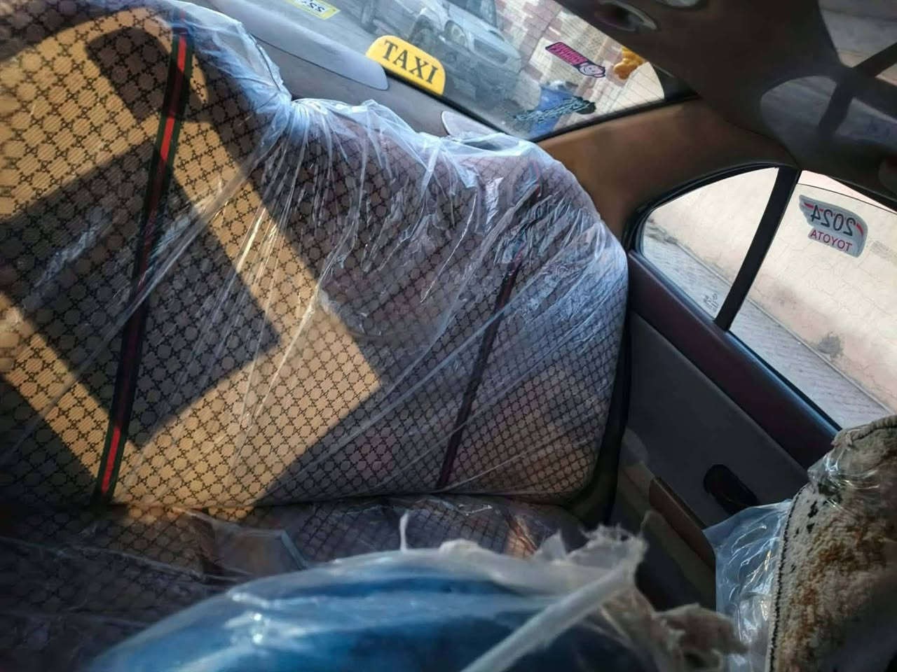 سمند ناطقه ٢٠١١ ......لبيع اومراوس....

رقم بغداد الماني شرط التحويل والوكالة دفتر بانزين نقابه مصفره سياره جاهزه بدون اي نواقص محرك كير صدر تاير كله بالشرط لبيع اومراوس  السعر 30 وبي مجال بسيط للشراي لستفسار ***********....مكاني كركوك.....
