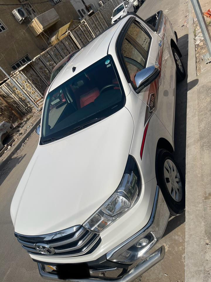 سلام عليكم للبيع تويوتا هايلوكس 2024 كيرعادي ساز ناصي بانزين رقم اربيل وكالة تحويل مكفولة كفالة عامة عدا إصبع  BDR ماشية 13 الف مواصفاتها شاشة كامرة حساسات السعر 248 ورقة عنوان بغداد ***********
