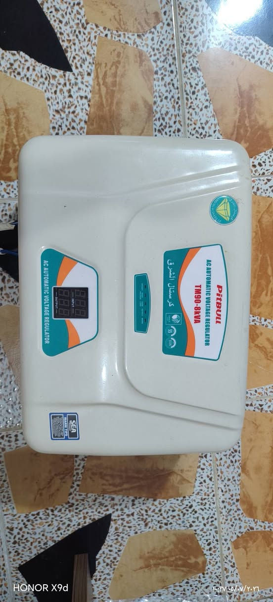 جهاز رافع قدره 8 كيفي 36 امبير نوع كرستال مستعمل جدا قليل يشغل سبلت 3 طن سعره 225000
للاستفسار والتواصل.... الاتصال على الماسنجر او الرقم ***********
