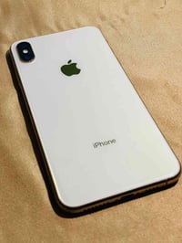 ايفون اكس جهاز نضيف كلشي شغال ذاكره64  السعر١٣٠ مكاني بغداد البياع 077...