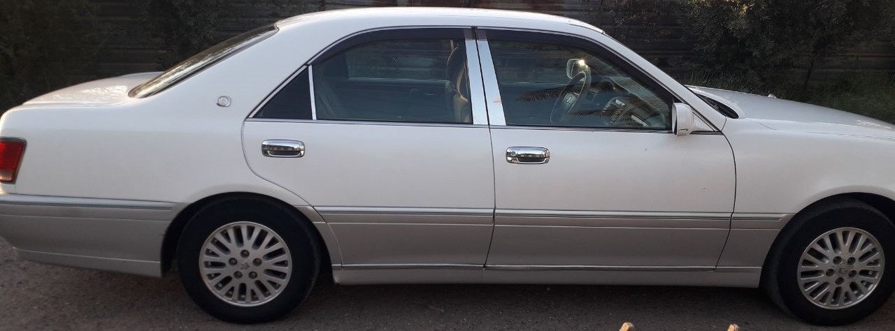 سيارة ملكة كراون موديل 2003- رقم دولي انبار – سنوية  لحد 2029 باسمي تحويل مباشر- مكفولة- محرك حاوية ياباني ماشي 20 الف ستة سلندر (VVT) جديد كلش ما ينقص قطرة دهن- صدر جديد امامي وخلفي مكفول – كشر مكفول- گير وتبريد وحدادية- كامرة خلفية بردة خلفية- للتواص الاتصال على الرقم / ***********
