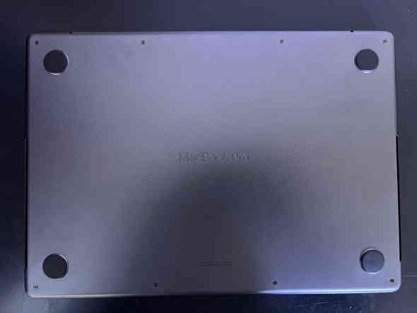 MacBook Pro 2023 
M3 PRO 14”

Ram 18 | SSD 500
Battery 100 | cycle 35 

Price: 2.190.000 

ملاحظة : الماك عليه تغليف فريد من نوعه لحماية الماك

***********
