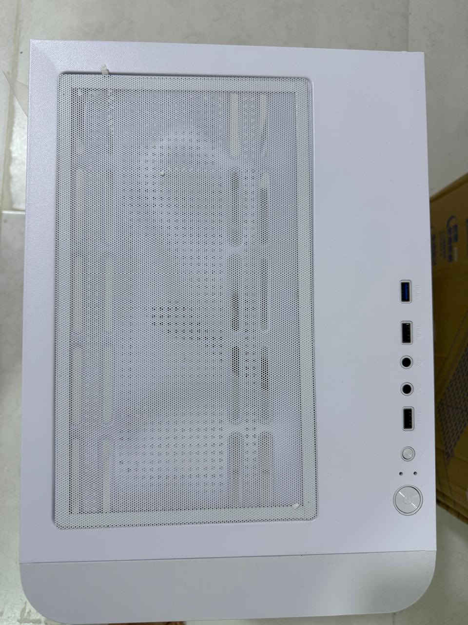 السلام عليكم 
كيس pc فارغ جديد بالكارتونه مالته ما مفتوح ولا مشيولات مالته الملصقات بعده طك كارتون تاخذه انت اول واحد يستعمله للبيع ب 70 الف 
مكاني بغداد مجمع دار السلام مجاور جامعه اشور
للتواصل ***********
