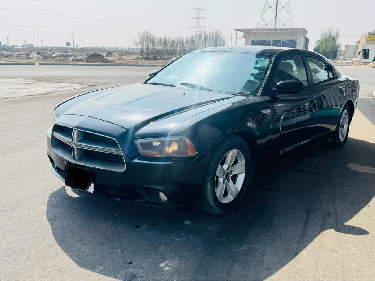 سلام عليكم للبيع فقط بدون مراوس جارجر ادوات كصه جنطه بيه ارقام بدون سنويه محرك 5.7 كير محرك جدد تخم تاير جديد حداديه جديده بديه حلوه تبريد ثلج تشغيل عن بعد سياره حلوه وجاهزه سعره 39 ورقه قفل من الأخير وسعره بلاش بلنسبه لسوك لان مستعجل عله البيع مكاني بصره كزيزه 
*********** البصرة, العراق
