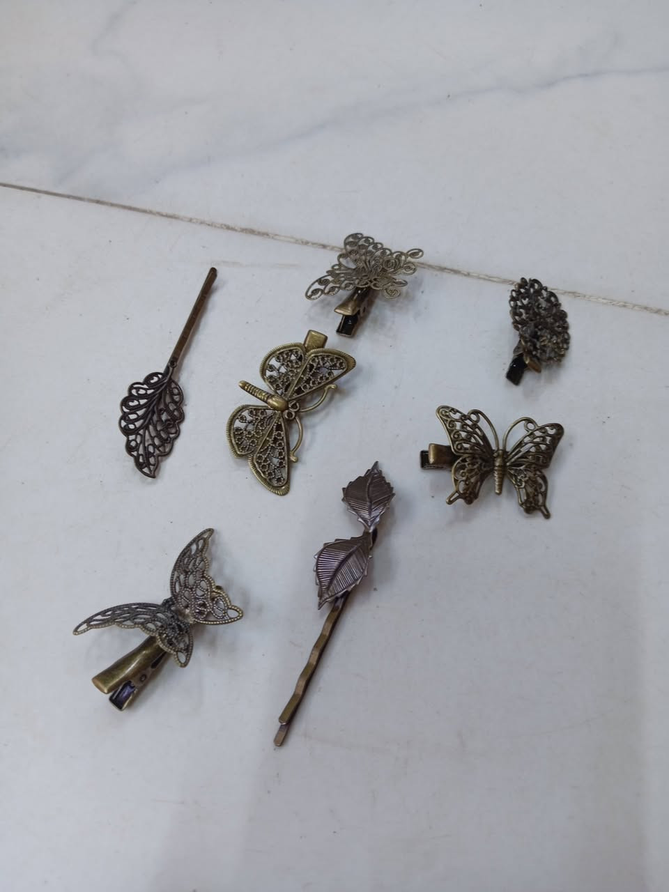 عنوان ديوانية سوك البالات محل ماجد يوجد توصيل ***********
