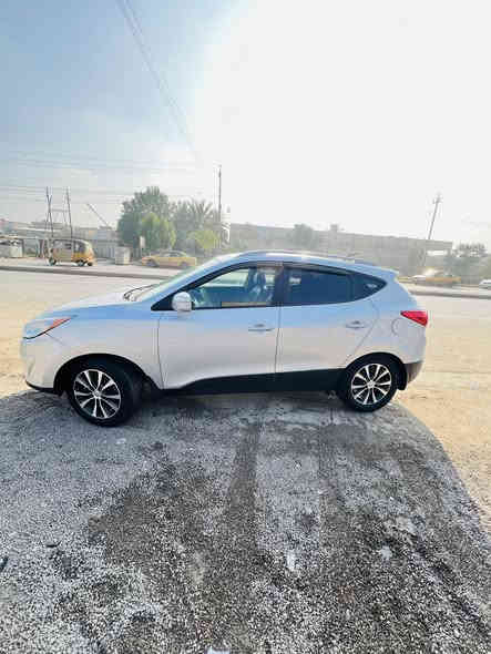 توسان وارد امريكي 13 با اسمي. رقم بغداد للون رصاصي غير محدد مكينه 2400دوش منظومة تبريد كامله جديده هاي صيف شديته  نظامين دفع فور ويل +تو ويل مانع انزلاق مانع انحدار نظام صرف ايكو ويل كب كروم داخل جلد اسود شاشه اندر رويد  كير نظيف مكينه نظيفه بس مصلح راجس بيه قبل سنه صدر لسياره الامامي ولخلفي نظيف  الضرر جاملغ امامي ايسر ولبنيد دون لغود وشاصي السعر 140$  تواصل اتصال فقط ***********
