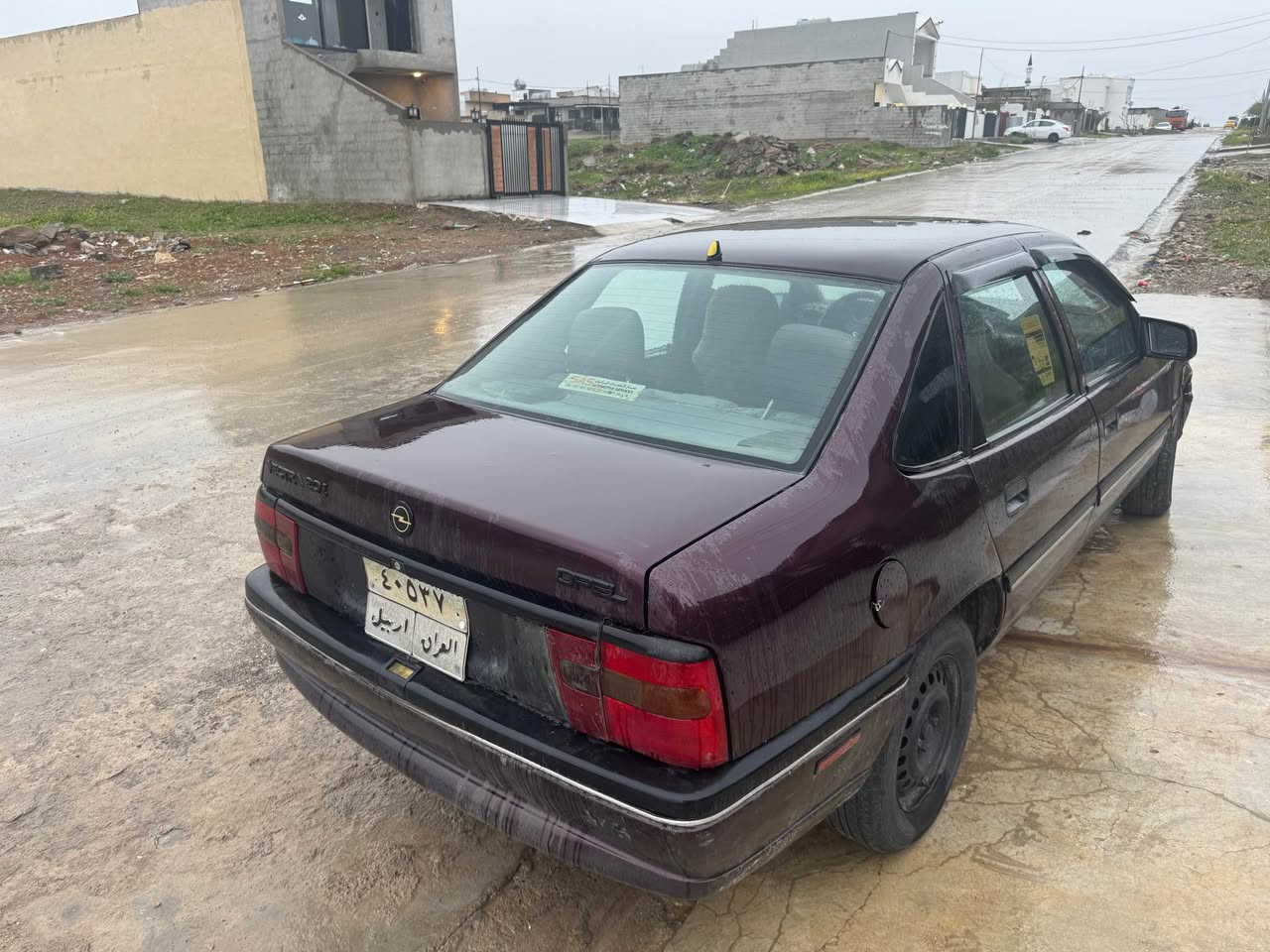 اوپل موديل 1993زور پاكه تايه ي تازه هه مو گياني به شه رت بي ليدراو  تازه بوياغ كراوه بي مه سرف ده فتر بنزيني هه يه رقمي به سر جوه *********** كركوك, العراق
