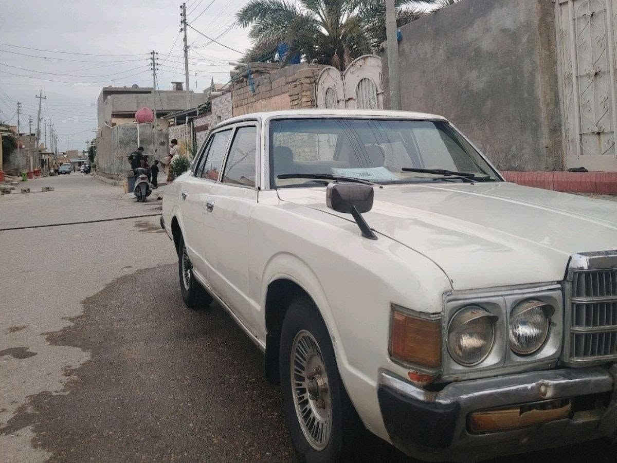 كراون 78معمره كلش حلوه كير مكينه حداده باتري  وين متريد اطلع بيه
بسمنه رقم نينوى مشروع  وطني بي مكان تتحول 
       المكان البصره القرنه ***********
                  السعر 32
