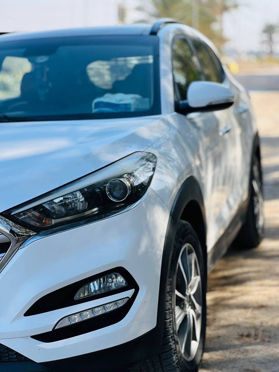 السلام عليكم توسان موديل 18  فول مواصفات  حساسات تشغيل عن بعد مري شفط كامره تثبيت سرعه  تحكم استيرن سياره جاهزه من كولشي مكفوله كفاله عامه بيها تكحلات مثل ماوضح بسونار حداديه مكينه كير مكفولات العنوان بابل حله 
السعر 185 الاستفسار ***********
