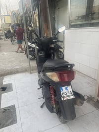 سكنس فحل للبيع دراجة نظيفة بس كايمة  صارلها سبوع عندي من الشغل للبيت ن...