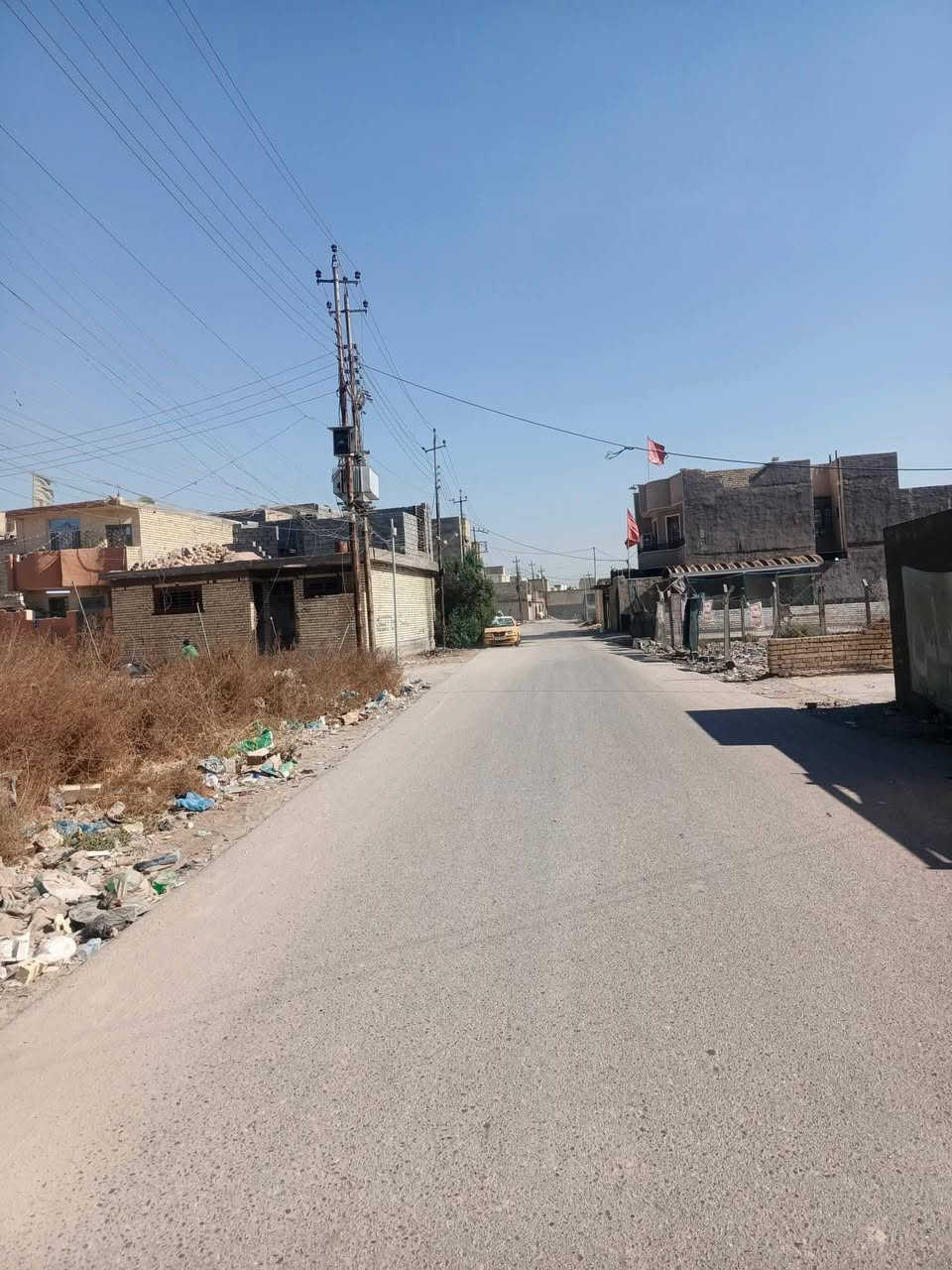 سلام عليكم قطعه ارض 75متر للبيع
سلام عليكم قطعه ارض للبيع في الشعب السريدات الاولى القديمه 

على الشارع الجزيره الاساسي

نوع العقار زراعي سند 25 

خدمات مي كهرباء مجاري ونت ضوئي وتبليط 

مساحه الارض 75متر واجه 5متر ونزال15 متر

سعر الارض18مليون وبيه مجال قليل للشراي 

للاستفسار ***********
