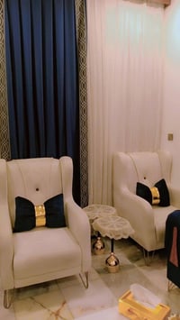 كرسي • اثاث منزلي