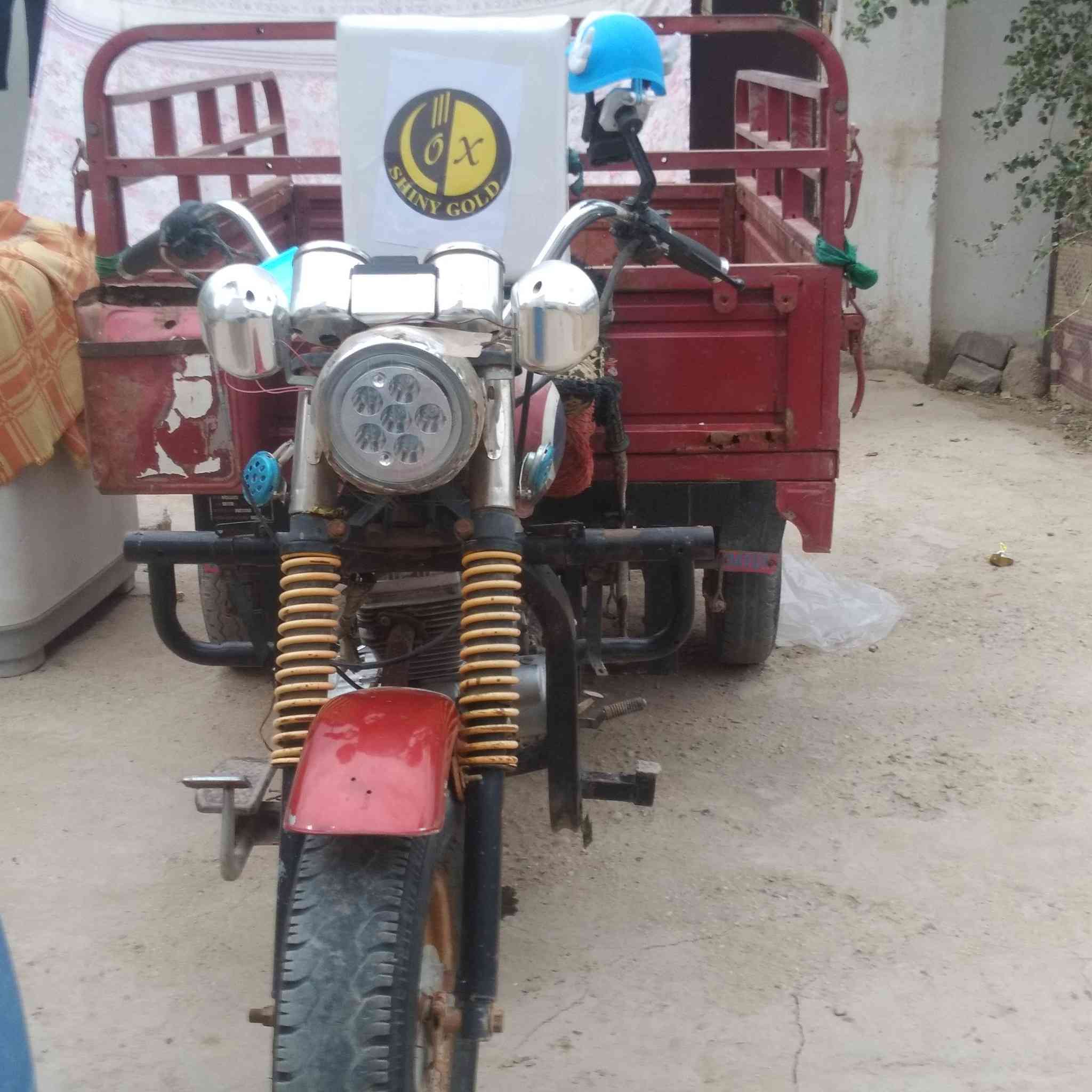 للبيع سعر ٨٠٠ بيه مجال  اوراق صوالي    ما بيه نقص شراي يدلل مكاني بابل جبله  تصل ع رقم ***********
