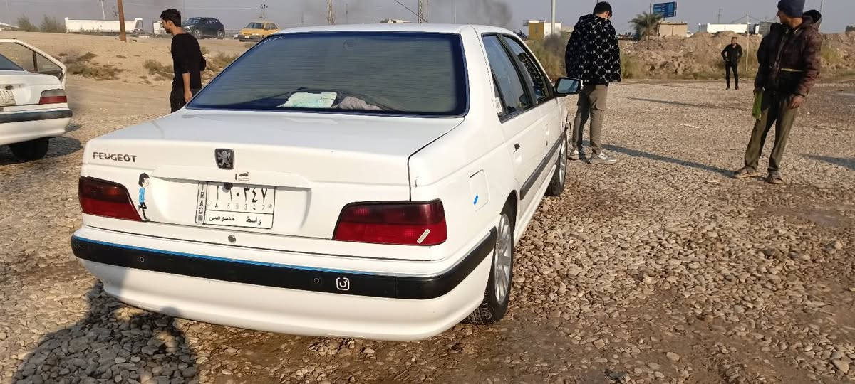 سياره بيجو 21مكفوله كفاله عامه كشر ومكينه تبريد وتدفه  وحداديه  ودوشمه عامه ماشيه 140 علمن سياره معجوزه لمصرف استقطاع مباشر بيع او مراوس سنمد طيبه مع الفرق السعر 74بيه مجال بسيط مكاني واسط الكوت ***********
