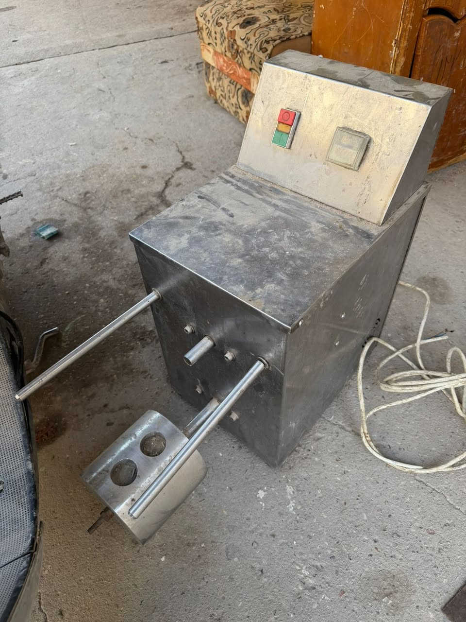 سلام عليكم مكينه فلافل اصلي
سعره خاص


**إذا كنت صاحب هذا الإعلان وتريد حذفه لأي سبب، رجاءا أرسل رسالة إلى الدعم الفني**