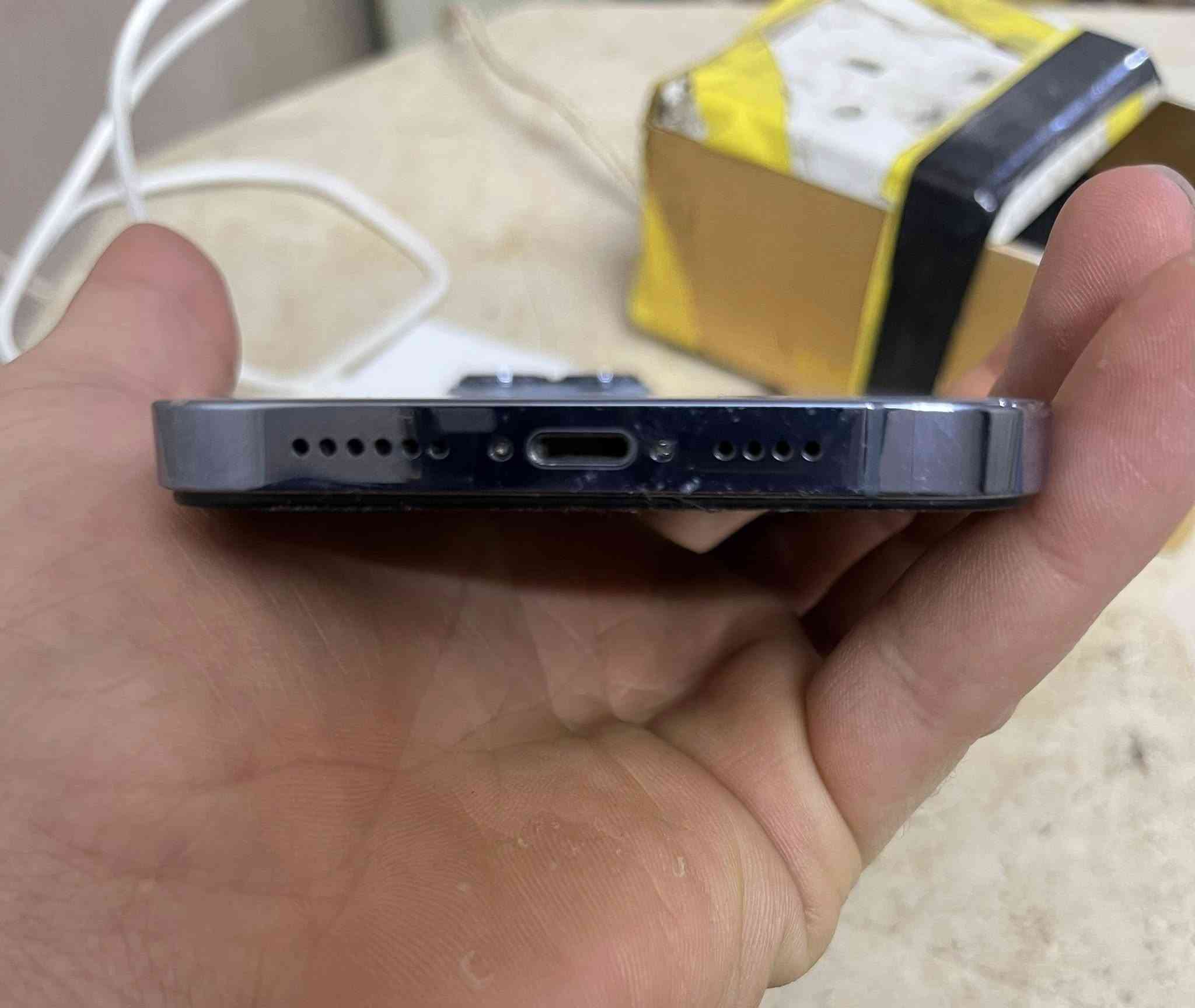 سلام وعليكم ايفون ١٣برو ماكس مقفول ايكلود ذاكرته ٥١٢. مبدل شاشه GS فقط    جهاز حيل نضيف ضمان  من البيت ابيعه مكاني المشتل  توصيل ماعندي ***********
