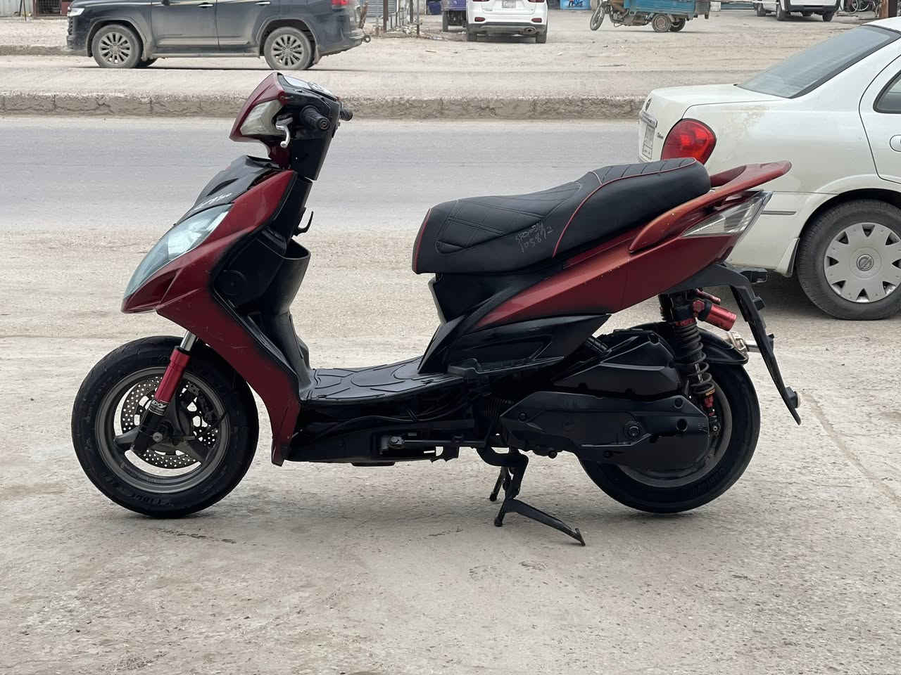 كامكو  دراجه ماناقصها شي  صالنه رياضي سعرها ٣٢٥ الف مكاني حله ***********
