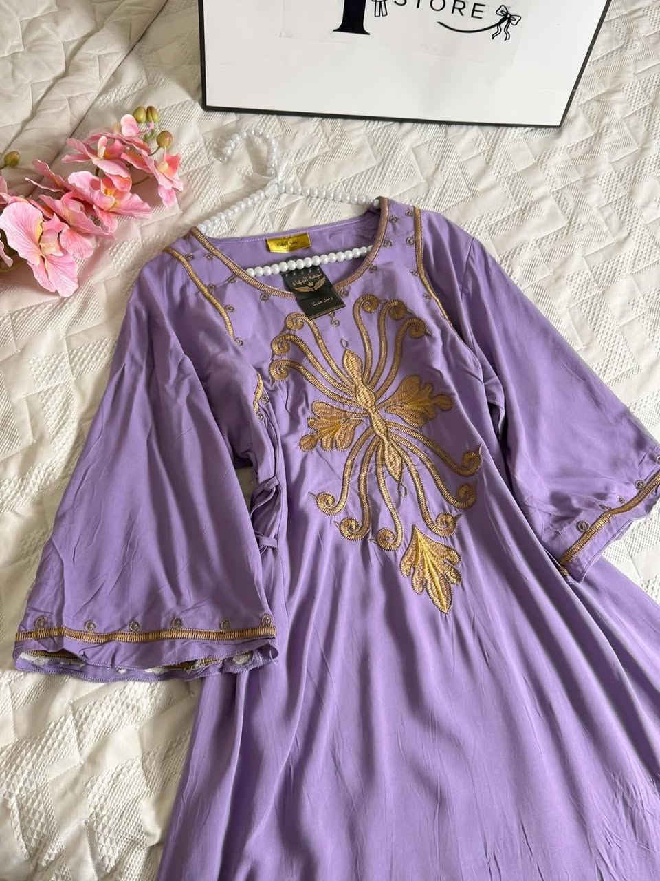 دشداشة نسائية 👗
✨ التفاصيل:
طول كامل مع تخصيرة من الجوانب
خامة كشمير إيطالي ناعمة ومريحة
 متوفرة بجميع القياسات، حتى الخاصة

 السعر: 11 ألف
 التوصيل: 3 آلاف لحد نهاية رمضان 🌙


**إذا كنت صاحب هذا الإعلان وتريد حذفه لأي سبب، رجاءا أرسل رسالة إلى الدعم الفني**