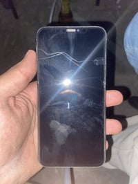 آيفون ١١ برو ماكس • ٢٥٦ • شاشة مبدلة