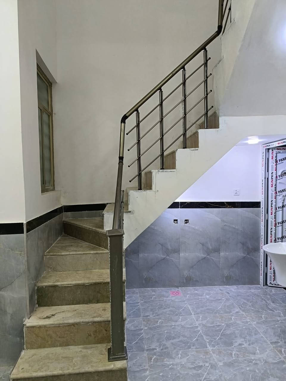 دار للبيع حي الغدير  قرب الفلكه مال قاضي  المساحة 100متر الإستفسار تصال


**إذا كنت صاحب هذا الإعلان وتريد حذفه لأي سبب، رجاءا أرسل رسالة إلى الدعم الفني**