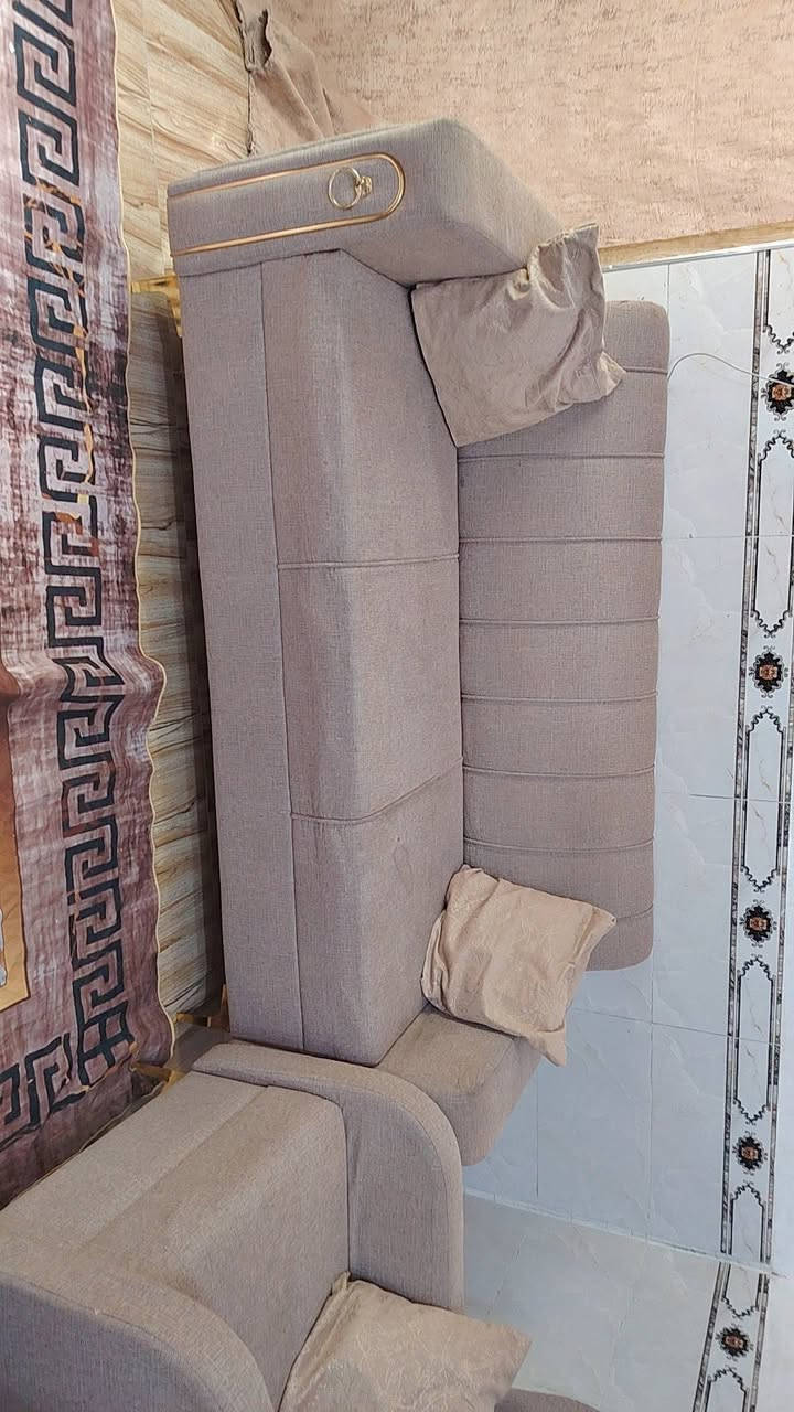 تخم ١٠ مقاعد مكانه بغداد التاجي السعر ٣٢٥ بي مجال قليل


**إذا كنت صاحب هذا الإعلان وتريد حذفه لأي سبب، رجاءا أرسل رسالة إلى الدعم الفني**