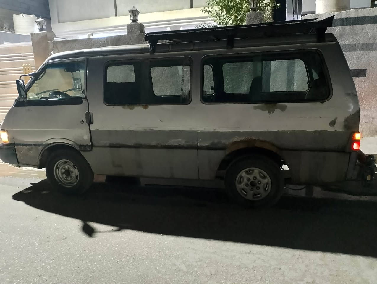 كيه بسته للبيع موديل 93 مكينه وگير خير من الله كهربائيات كامله بس الاكسن بي صوت قليل سنويه عظم عاج راعيه ما اندله ابيع بدون راعي اتكفل سرقه وعشائر السعر  19 $ وبيه مجال للاتصال /// ***********
