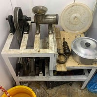 مكينة ثرم فلافل نظيفه جدا للبيع مع مولدة مع عارضه بيع فلافل المنيوم ال...