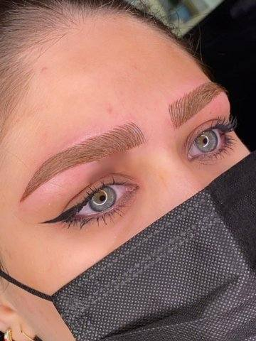 العروضات مستمرة (سنتر بيوتي للتجميل) لعمل تاتو حواجب وتوريد شفة ووشم وعمل دورات تعليم للحجز *********** وتساب العنوان كركوك
