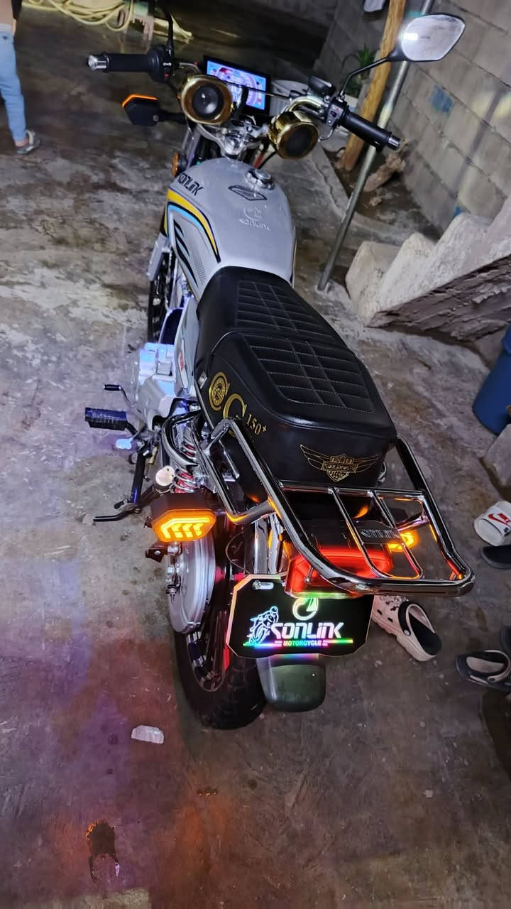 ماتور جديد ماكو ولا شيء
الموديل 2025
الحجم 150 سي جي CG 
اشتريت تاريخ 2026. 1. 6 
سعر ٧٥٠ و بي مجال 
رقم زين ***********
