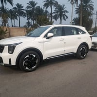 سورنتو ٢٤ • ماشيه ٥٥٠٠٠ • ٧ راكب