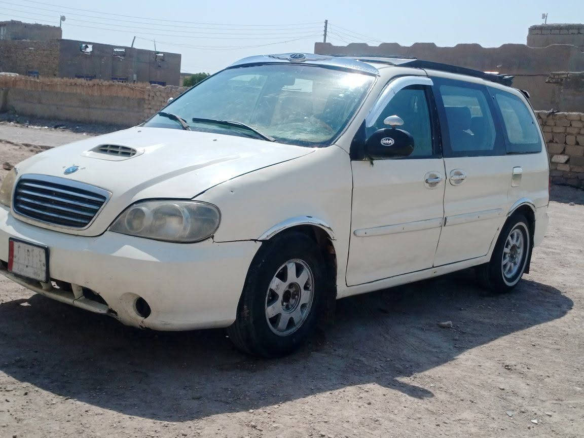 كرنفال للبيع مكينه وكير واكسن جدد شواصي نضاف كشر حلوو تخم.تاير دواخل حلوة محدث 2005. سعر ،32 وبيها مجال بسيط مكان سماوة للاستفسار ‏‪***********‬‏
