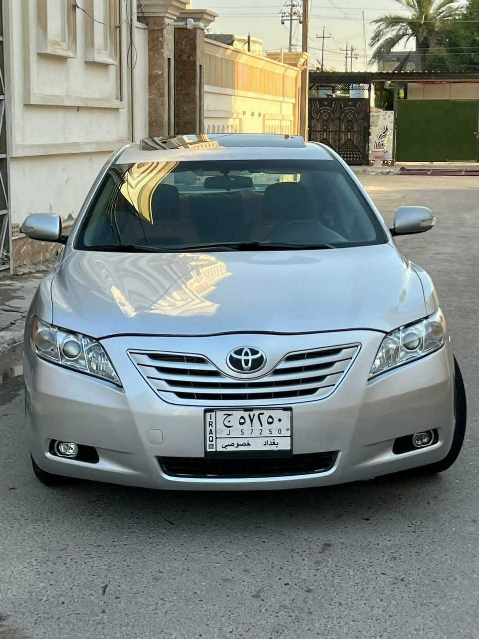 سلام عليكم للبيع كامري  موديل 2008 وارد أمريكي رقم بغداد الماني مشروع وطني تحويل مباشر تخم تاير جديد صدر أمامي وخلفي جديد ويل كب كشن كهربائي 
شاشه كامره خلفيه محرك 4 سلندر سياره مصبوغه حزام بدون ضرر فقط اثر جراد 
مكان السياره الانبار الخالديه 
***********
السعر ٩٢ وبيها مجال
