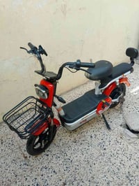 ماطور شحن متروك بدون بطاريات 70 وبي مجال فحم في فحم. 07716866368 بي وا...