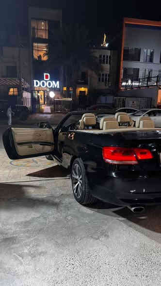 للبيع  
السلام عليكم اخوان 
 سياره bmw كشف 2010 
 
فول موصفات واحد على واحد اعله فئه والسيارة خليجي ونظيفه ما ناقصه اي شي 
 
موصفاته 

1-اوامر صوتيه 

2-نظام كشف الاعطال 

3-نظام خرائط ذكي 

4-نظام خزن الاغاني على الذاكرة السياره

 5-نظام بلوتوث اتصال

6-اللايت الامامي عدسات متحركه تنزل وتصعد وتدور اذا ضربت عليه لايت 

7-مري قلاب +تعتيم اذا ضرب عليه لايت 

8-حساسات امامي خلفي جدا قويه 

9-جنطه شفط 

10- سستم صوت +دمامات جوه الكشنات صوت يخبل 

11-كشف حديد 

12-تدفئه بالكشنات +كشنات جلد
 
13-لايتات زنون 

14-تحكم ستيرن 

15-حساس ويل

16_زراكات باللايت  

17_كشنات جلد وذاكره ممري يحفظ  وضعيات ٢

18_تحكم بالتبريد من الستيرن

19_كروز سرعه  

20_ماوس للشاشه 

السعر 95 وبيها مجال

 للاستفسار الاتصال 
***********
