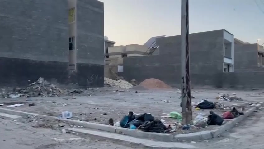🏡 قطعة أرض للبيع

📍 الموقع: حي الجهاد – الهياكل، قرب جامعة المشرق وسريع المطار.

📐 المساحة: 240 م²

📏 الأبعاد:

* الواجهة: 17.15 م
* النزال: 14 م

✅ خدمات كاملة
✅ سند ملك صرف
✅ موقع ممتاز

📞 للاستفسار: ***********
