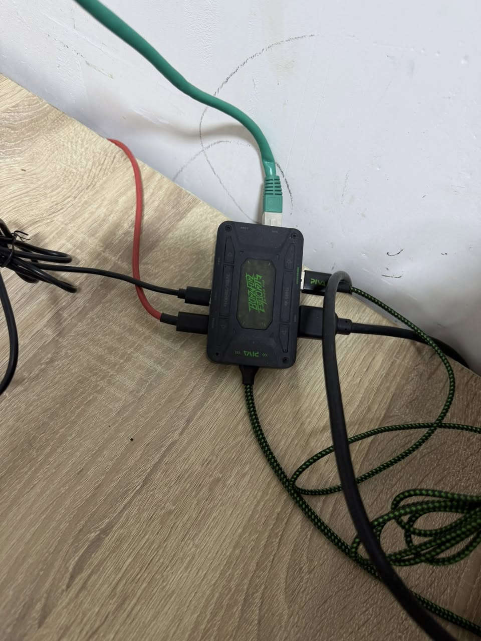 ايباد ريد ماجيك استرا ٢٥٦ نظافة ١٠٠٪؜
مع ملحقات 
سكوربيون ٢ برو 
ادابتر : piva ds7pro 
ستاند ايباد 
مبرد من شركة piva 
قطعة البث المباشر ايفر ميديا gc573 
تواصل واتساب ***********
بسعر مناسب
