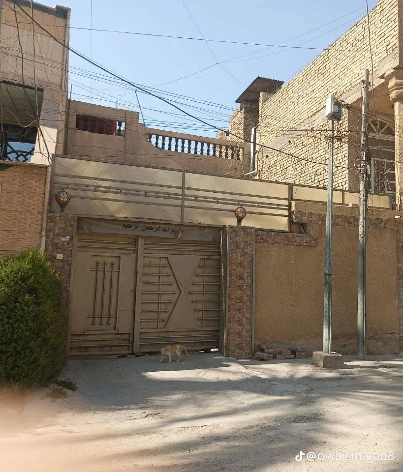سلام عليكم 

بيت للبيع ‼️في منطقة الدولعي قرب شارع العام فرع الحلواني محلة 434 

البيت عكاده نظيف،  مساحة132متر
طابقين
طابق اول:  صاله ومطبخ وغرفه نوم والصحيات اثنين بلكراج وبداخل البيت 

طابق الثاني:  يحتوي غرفتين
غرفه اولى كبيرة
والغرفه الثانية:  سويت شبه مشتمل ( غرفه ومطبخ ودرج وحمام)

الي يريد تفاصيل اكثر وصور  والسعر
يتفضل خاص على الرقم الواتس

***********
