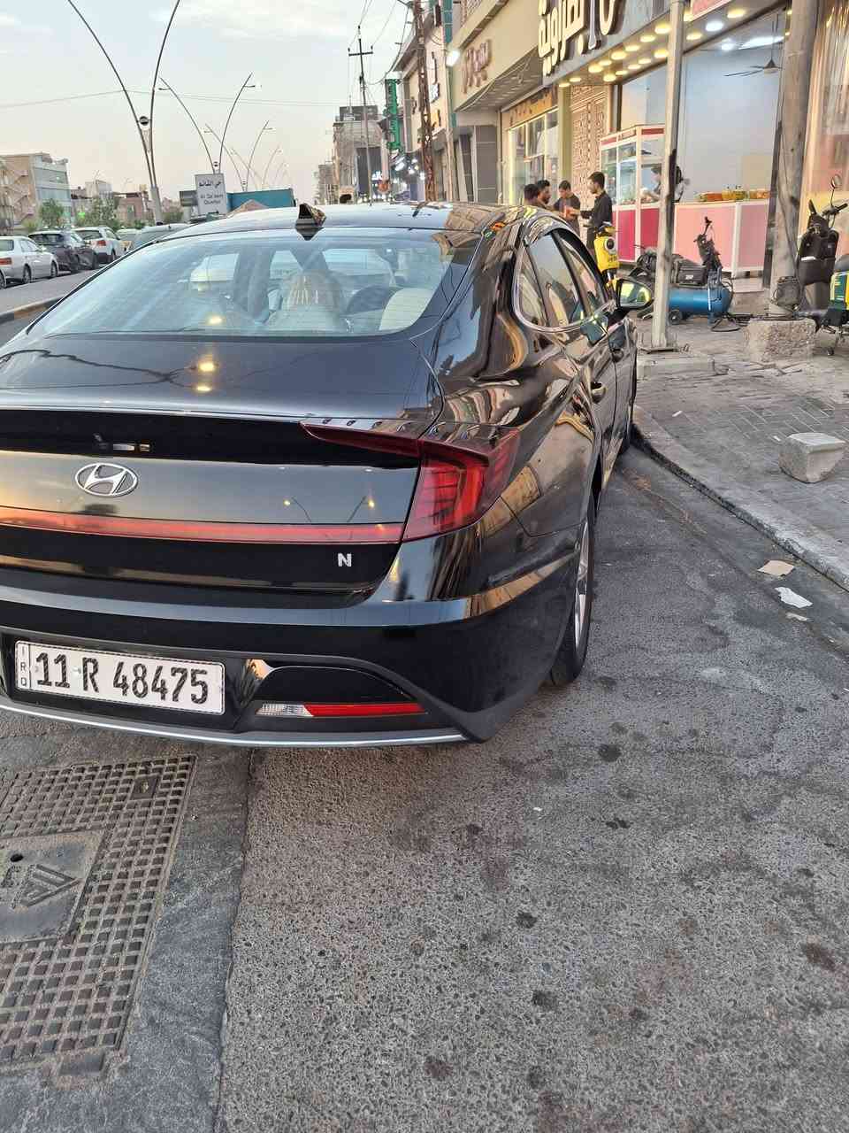 سوناته 23 بيها صفحه مصلحة وجاهزه على اخر حباية سيارة جديده رقم بغداد سنوية 31 سعره 110 مكاني بصرة وسعرة مناسب لموشراي لايتعبني سبب لبيع محتاج ***********
