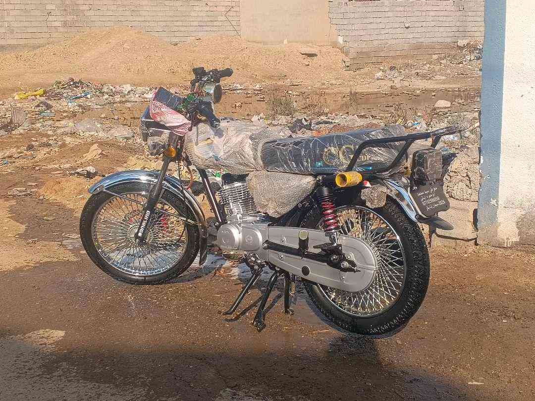 سلام عليكم تايكر26 مابيهه اي ينقص السعر800وبيهه مجال ‎0770 763 6906
قرب جامعه ديالى
