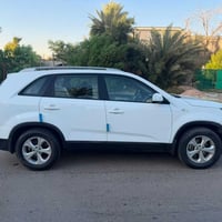 كيا سورنتو 2015  خليجي كليييين 7 راكب  6سلندر 3600 3 قطع تبريد مواصفات...