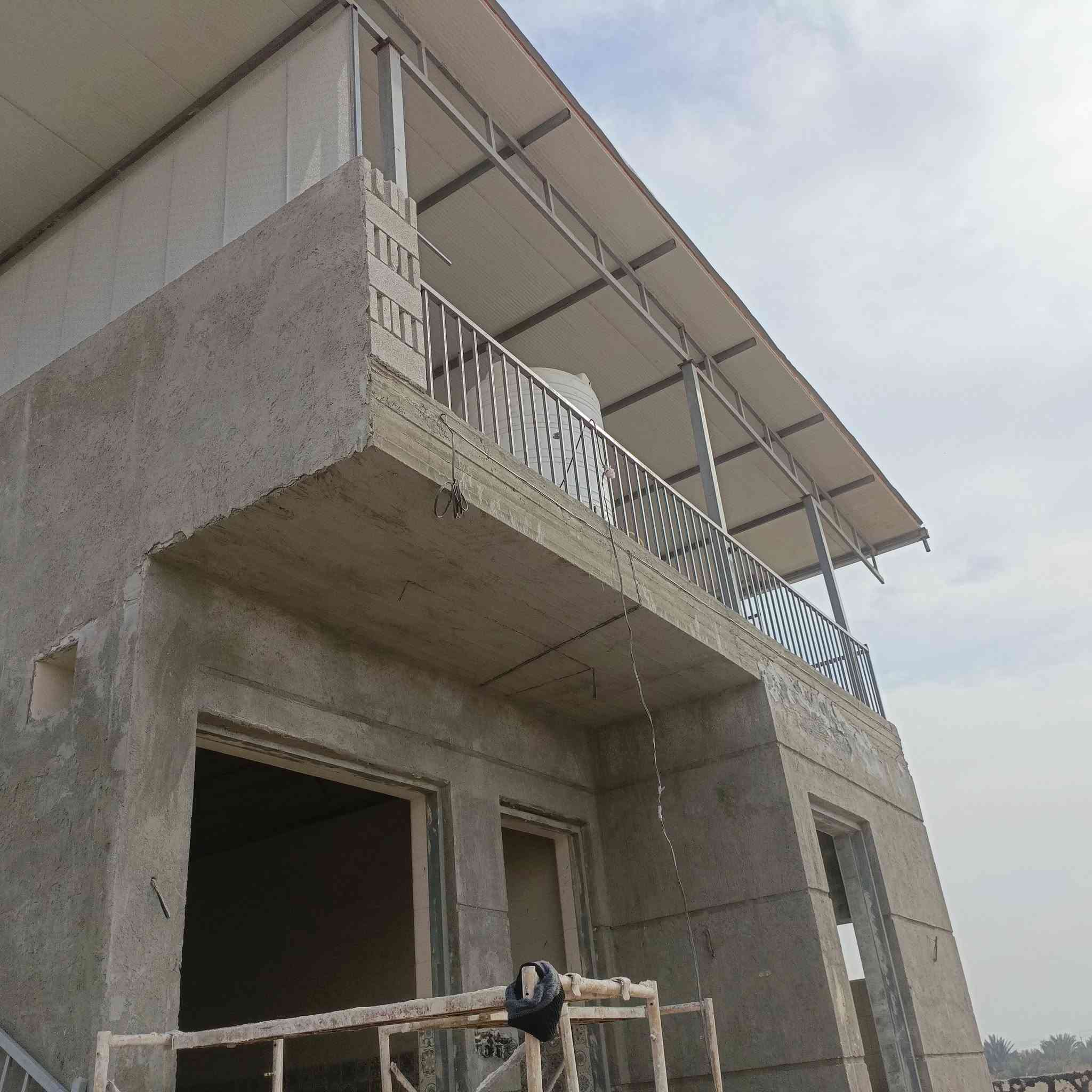 معمل حداده المشهد لصناعة الابواب والشبابيك والمحجرات وسقائف والجملونات والكرفانات والكيسبان والديكورات وكافه الاعمال الحديديه 📞***********📞*********** كربلاء الحي الصناعي
