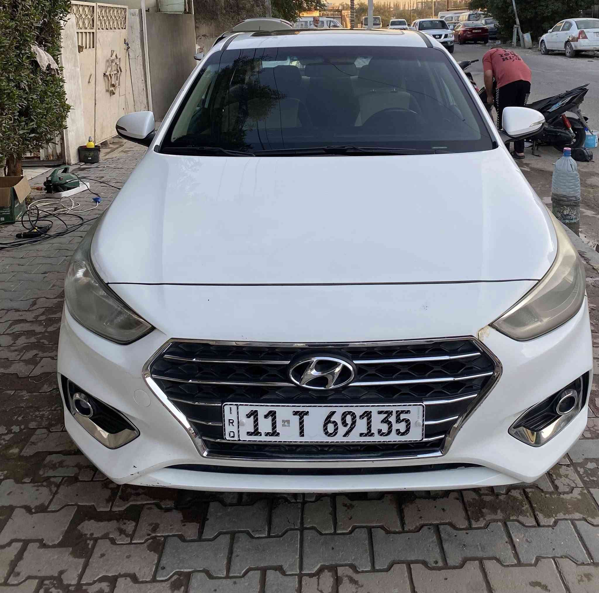 السلام عليكم اكسنت 2019 خليجيه فول مواصفات بيه قطعتين صبغ وباردات بسيطه السياره نضيفه كير مكينه مكفول تخم تاير جديد مكاني بغداد المشتل غير متواجد على الفيس 
***********
