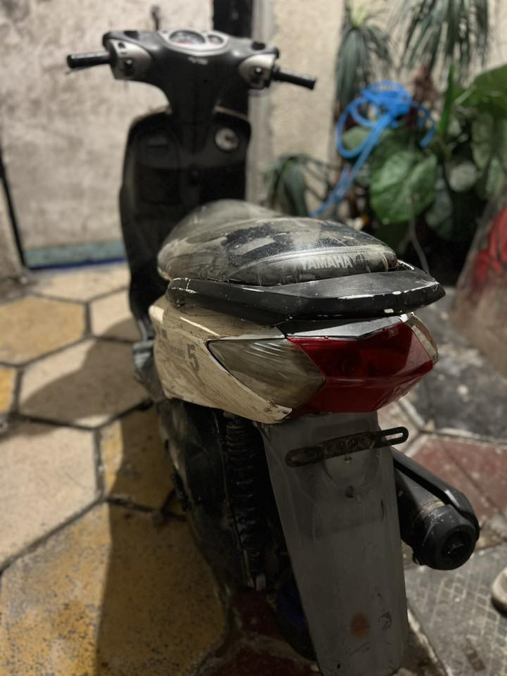 السلام عليكم
دراجه سكنس نثيه 140للبيع دراجه بوشه 49بلاديه مكينته كلش ناعمه نكره سلف دراجه نقصها بس تاير خلفي وترايش جانبيه وياله زركً
لونه ابيضّ بس إني متربه دراجه كلها بلاديه 
السعر خاص المكان البياع حي الرساله الثانيه
للاتصال عله الرقم ***********متواجد واتساب وخاص رجاء الموشراي لايدخل 
مع الأسف عل أطاله
