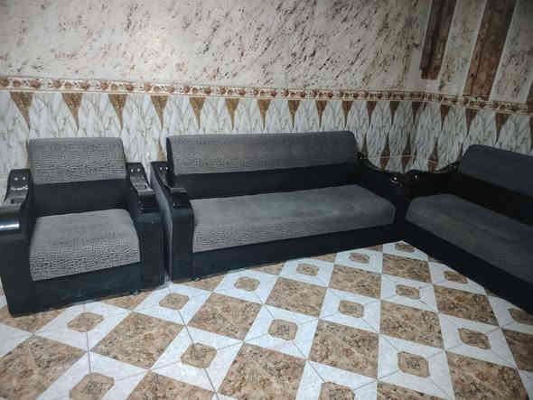 قنفات اللبيع نضيفات اي عيب ما بيهن السعر 75 وبيهن مجال الشراي يخابر ‏‪0770 101 9363‬‏
