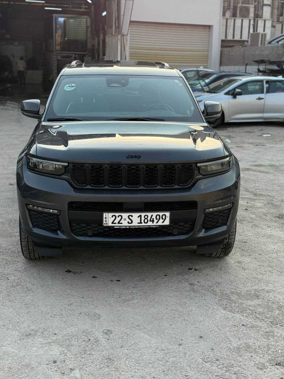 السلام عليكم 
جيب 2024 لمتد فول
رقم اربيل الدولي باسمي هزه وسنويه وارقام جدد تحويل او وكاله 
السيارة مكفوله كلهه من صبغ
سياره حادثه سرقه قطعه الخارجيه فقط بدون دواخل بدون ايرباك بدون معجون 
تبديل القطع كلهن اصليات نفس لون بيه مكانين بارد خفيف بس بدون صبغ
كل اغراضه اصليه شرط الفحص 
فقط فتح وشد 
سياره ماشيه 20 الف 
جديدة بعده كير ومكينه وصدر وتبريد ع وضع شركه 
مكانه بغداد الكرخ 
***********
السعر 278 وبيها مجال بسيط بغداد, العراق
