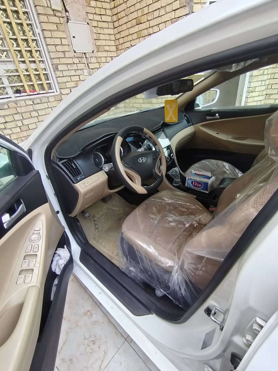 سلام عليكم سوناتا وارد خليجي موديل 15 رقم بغداد مشروع وطني تحويل ثاني يوم سياره جديد وجاهزه مابيه نقص سياره كفاله من ضربه بيه صبغ أثر شخط كلش قيل مكان سياره ميسان سعره 140 وبيه مجال ***********
