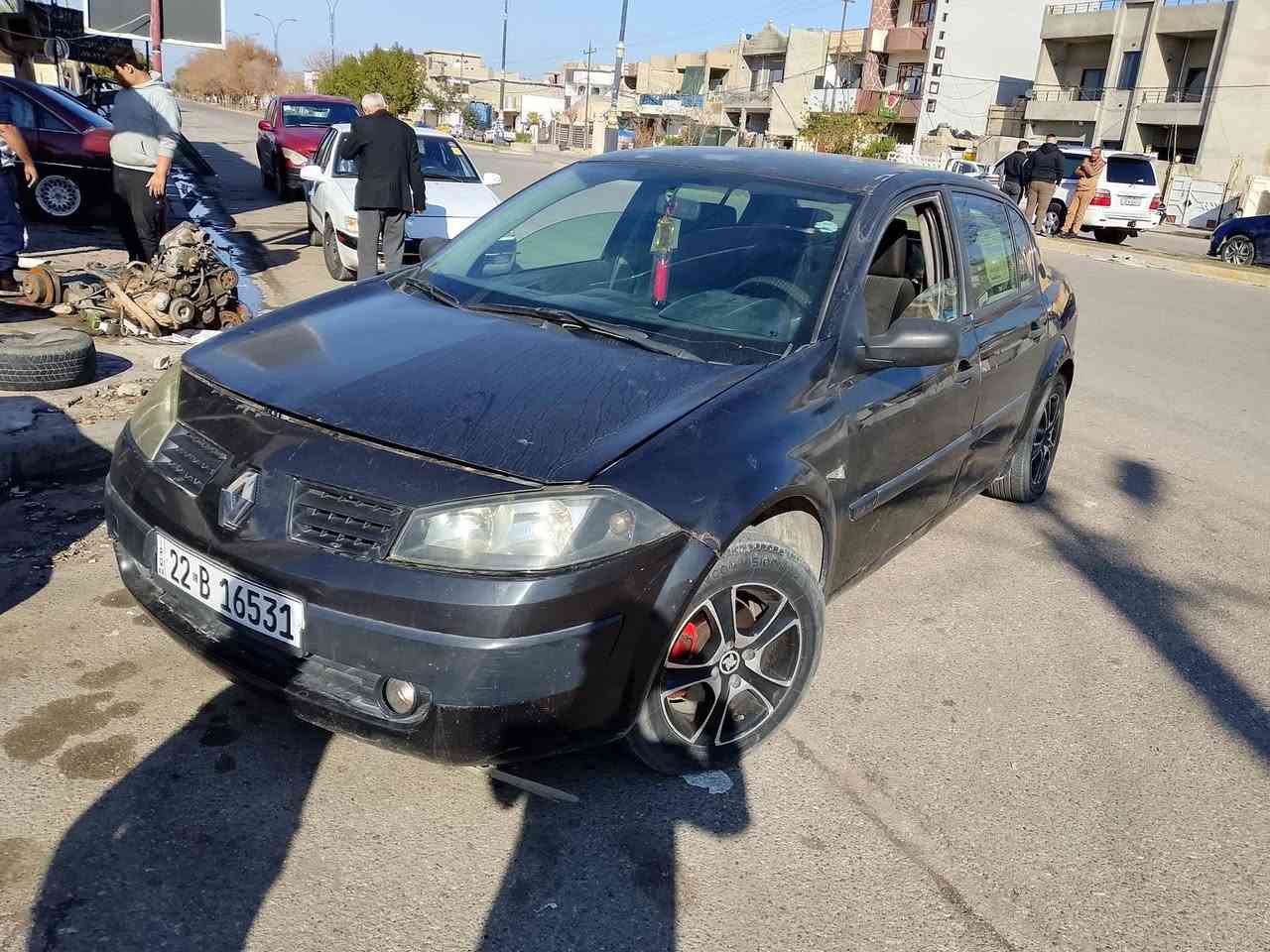 رينو الفين وخمسه للبيع تتفيه فول سياره ناقصها بس دفتر بانزين السعر46بيها مجال قليل للستفسار اتصال ع رقم ***********
