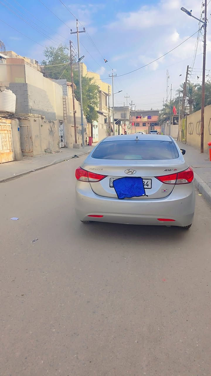 سلام عليكم 
سياره النترا أفانتي موديل 2014 
بيها فقط كص جنطة باقي مكفوله كير مكينه ذني مكفولات
السياره متؤمة شمالي طبق الأصل رقم الجديد الألماني
رقم الهاتف بي واتساب 
*********** 
سعر 53 وبيها مجال بسيط
